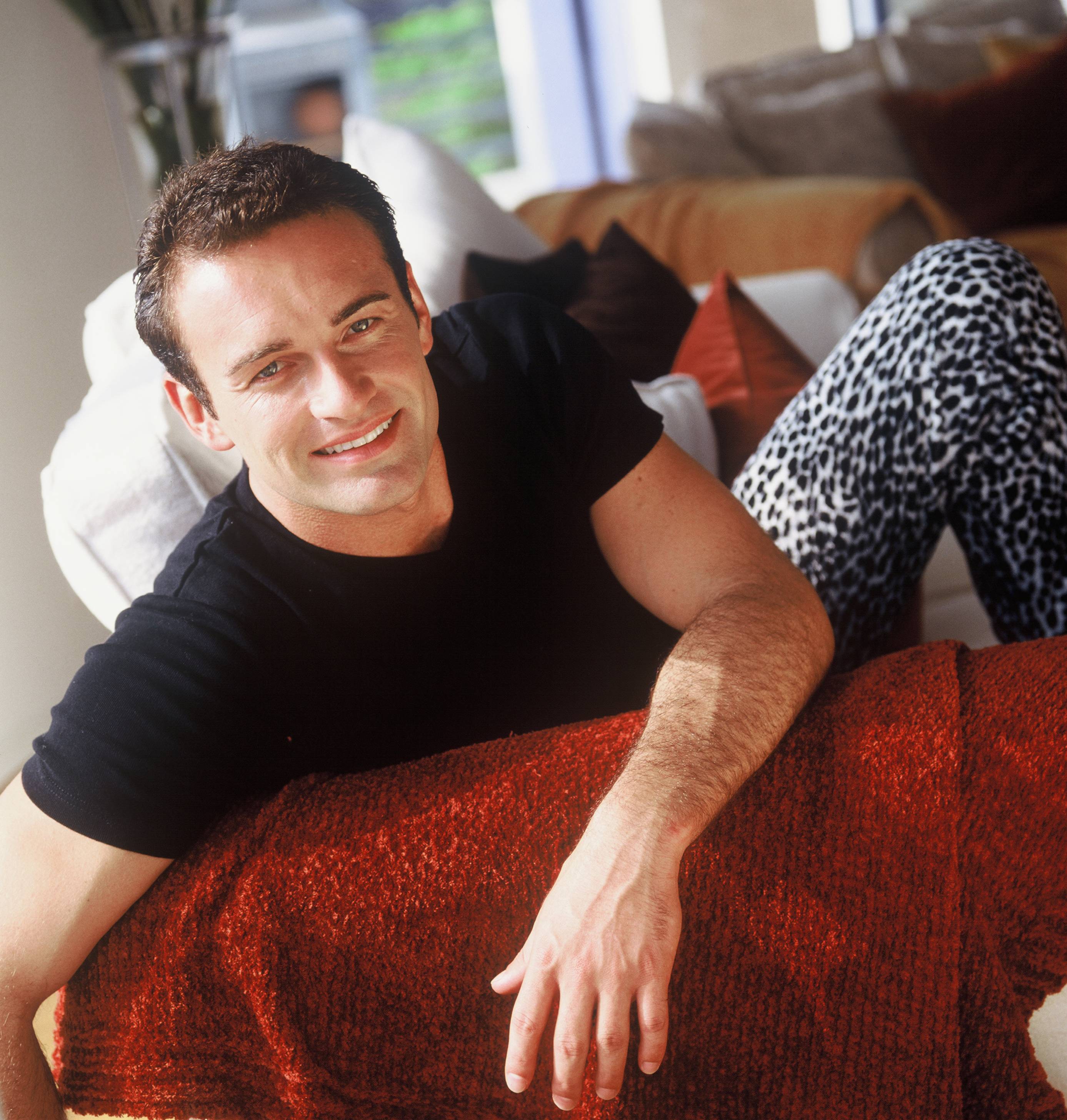 Julian McMahon photo #41339